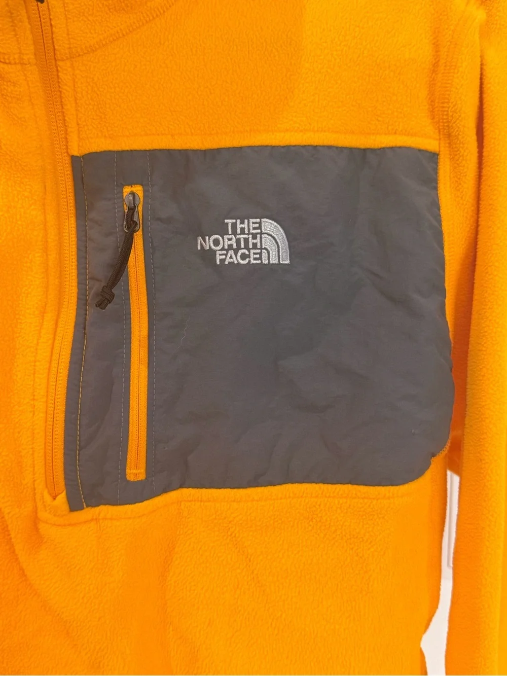 The North Face Men's Yello 1/2-Zip Fleece Pullover